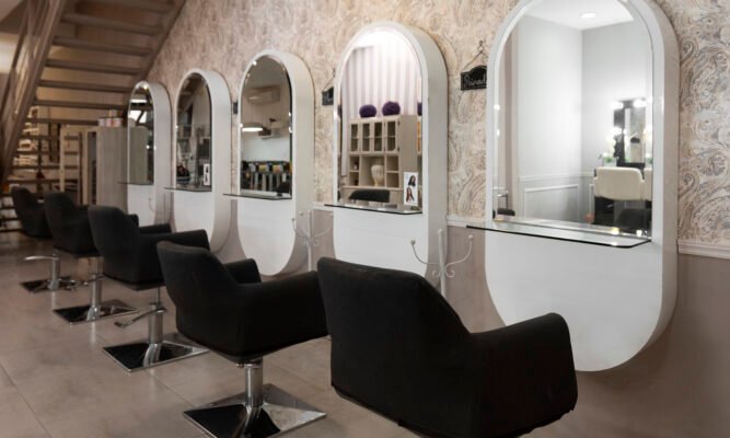 Beauty Salon Interior Designer